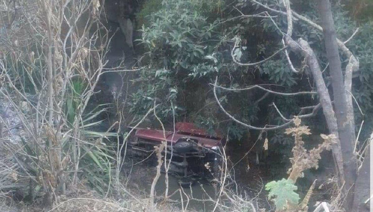 Muere conductor de camioneta durante volcadura en Caleras 3 cc700a71 edf4 4f9c a076 169b5ae7c4e4
