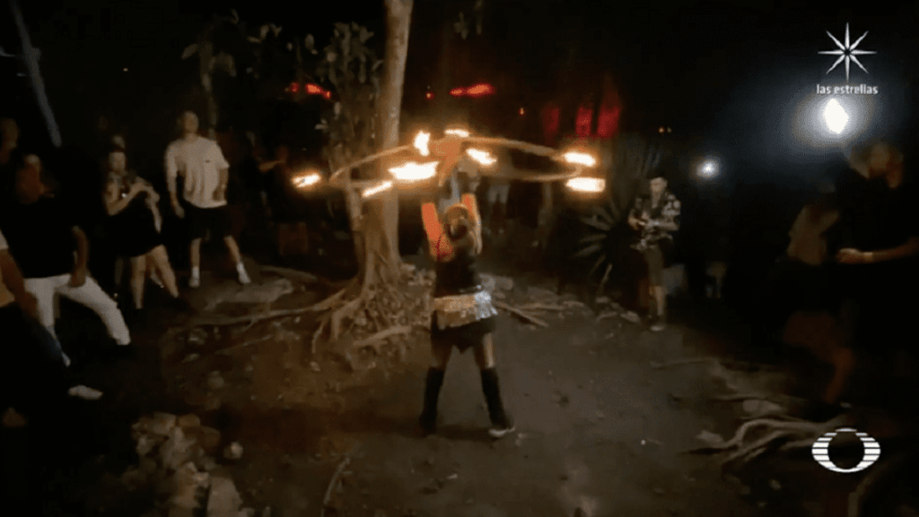 fiestas clandestinas en tulum cientos bailan sin cubreboca bajo la luna llena foto noticieros televisa2 1