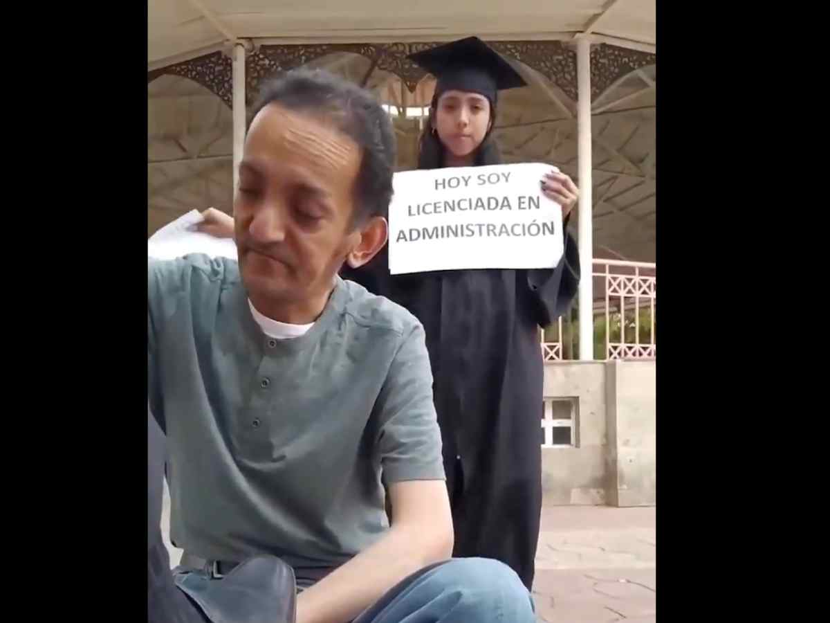 hija agradece a su papa bolero