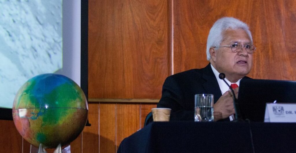 rafael navarro cientifico marte
