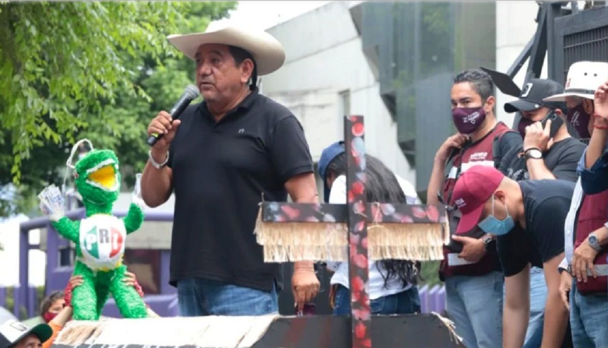 Salgado Macedonio protesta y advierte que si no es candidato no habrá elecciones en Guerrero 2 salgado macedonio