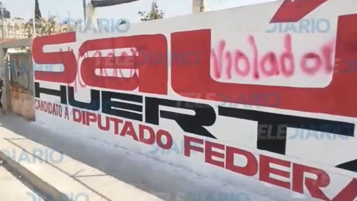 "Violador": Pintan propaganda de Saúl Huerta en Totimehuacan (VIDEO) 2 saul propaganda