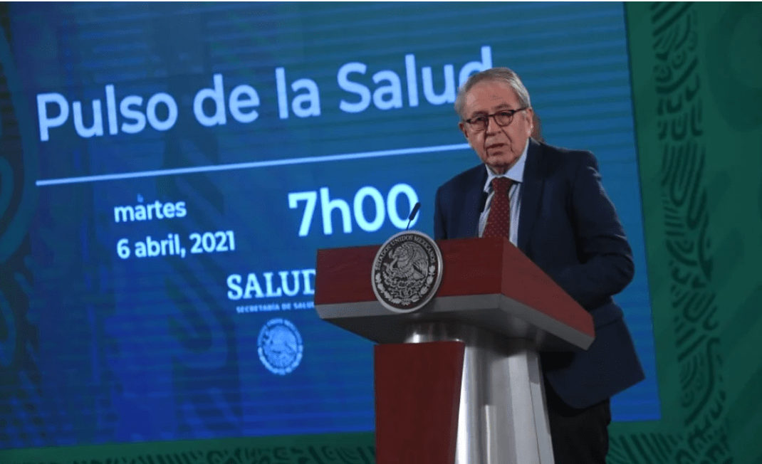 AMLO tiene buena capacidad inmunológica por "regalo de la población": Secretario de Salud 2 secretario de salud