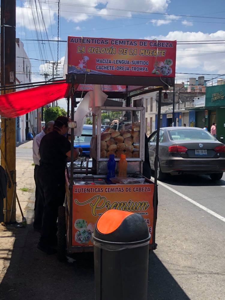 ¿Ya conoces las cemitas de la “Ciclovía de la muerte”? (FOTOS) 6 1