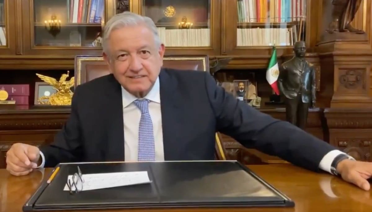 Pemex se queda con el 100% de refinería de Houston; paga 600 mdd 2 AMLO pemex. 1