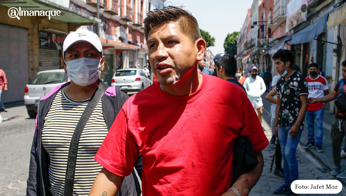 Pelea Ambulantes Centro de Puebla 1