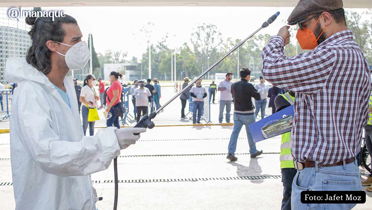 Vacunacion a maestros BUAP 4