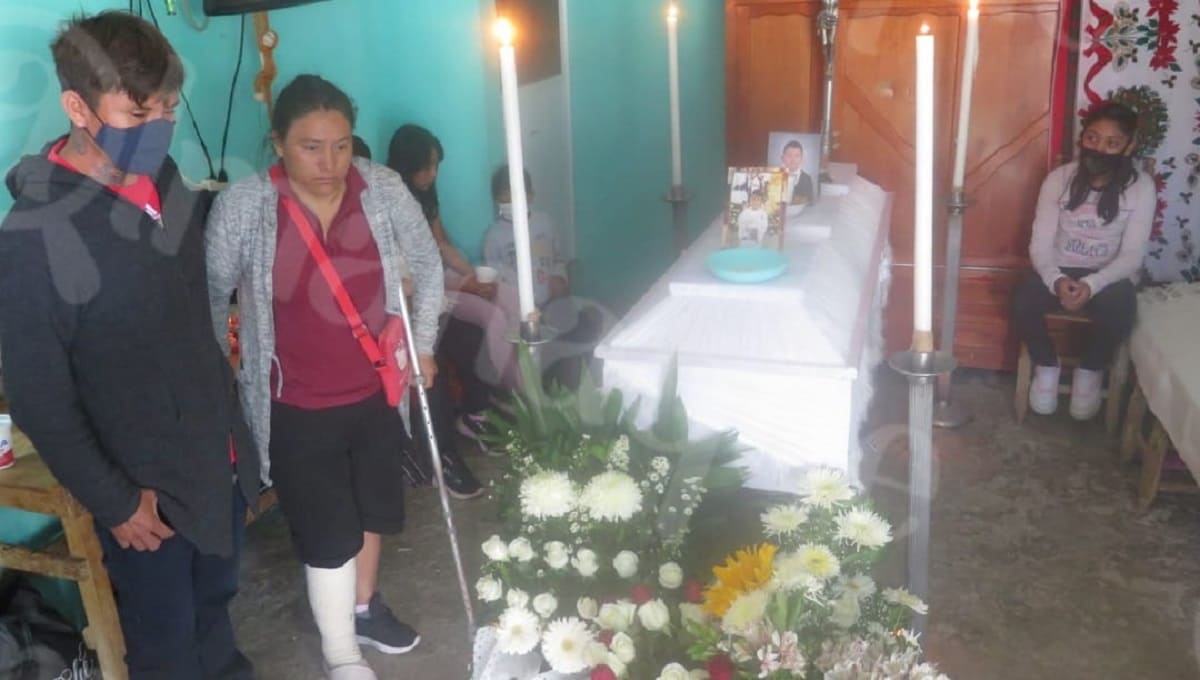 Velan a menor asesinado a golpes en Totimehuacan; familia niega que su tío sea el culpable 4 Velan a menor 1