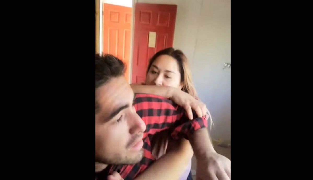 VIDEO: Un hombre es golpeado y mordido por su expareja pese a orden de alejamiento 1 agresion