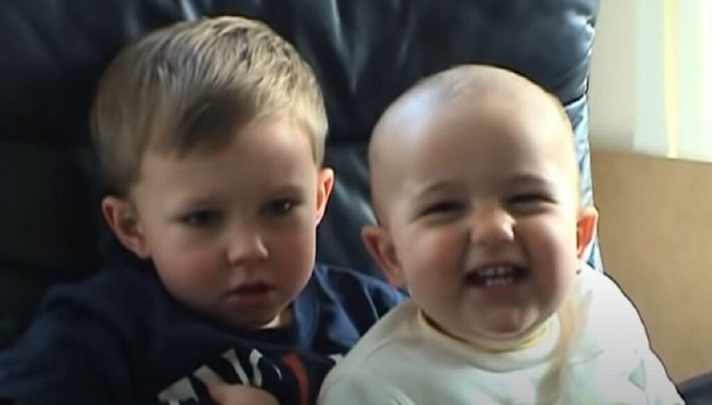 charlie bit my finger