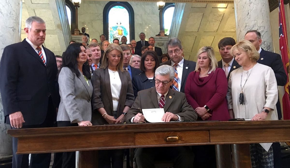 Texas prohíbe los abortos con la ley del "Latido del Corazón” 2 ley del latido aborto 1