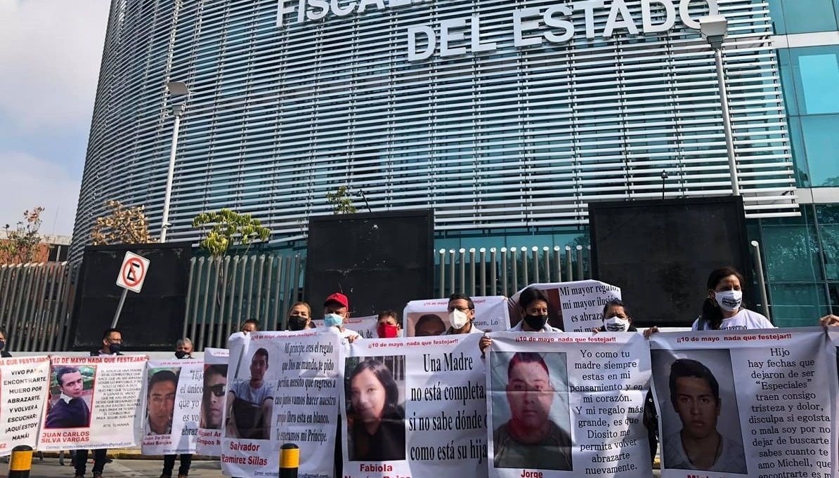 Diputada local y familias exigen aprobar la Ley de Desaparición de Personas en Puebla 2 manifestacion1 1 1