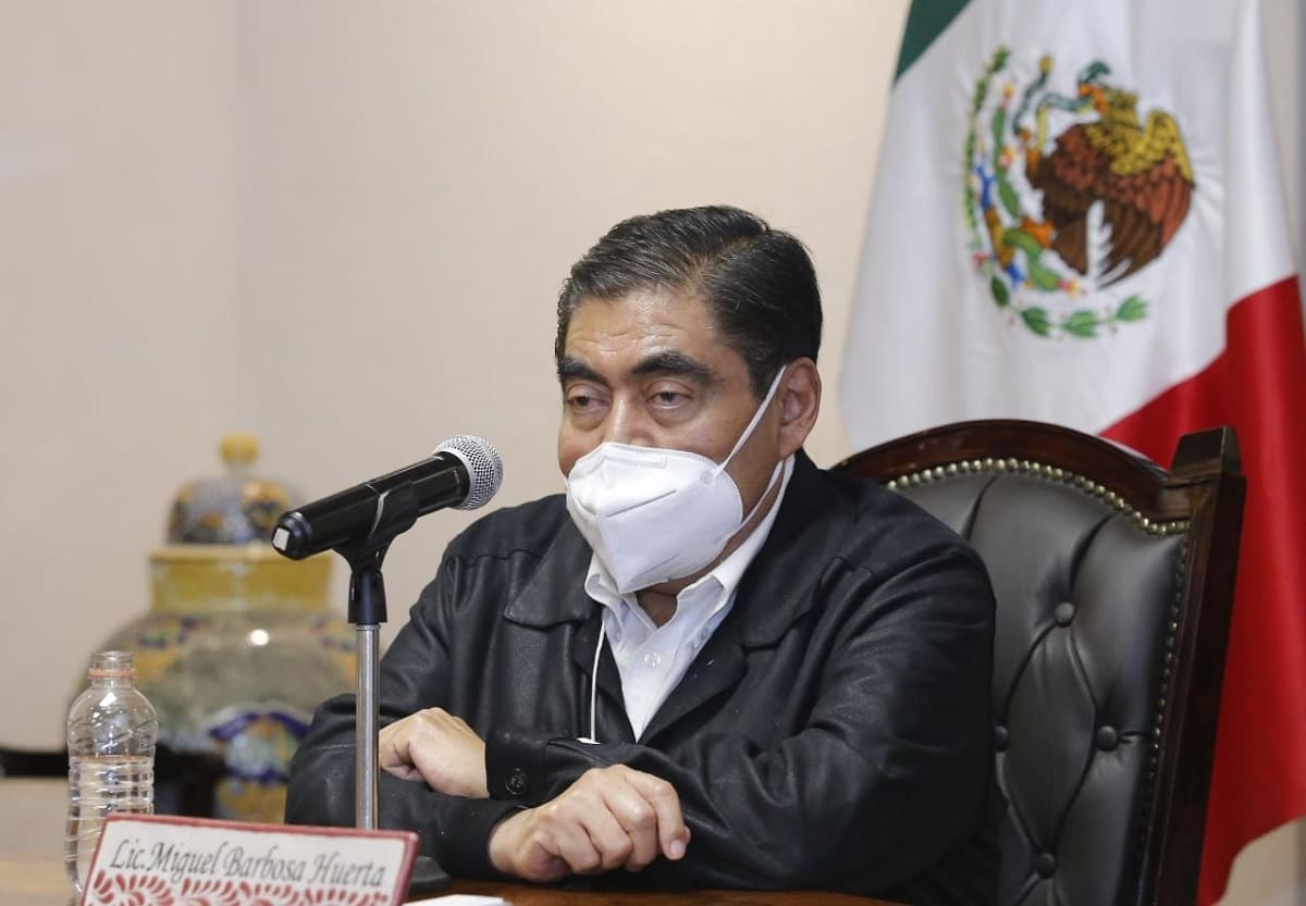 Gobierno de Puebla ha apoyado con más 28 millones de pesos a normalistas de Teteles 2 miguel barbosa teteles 1