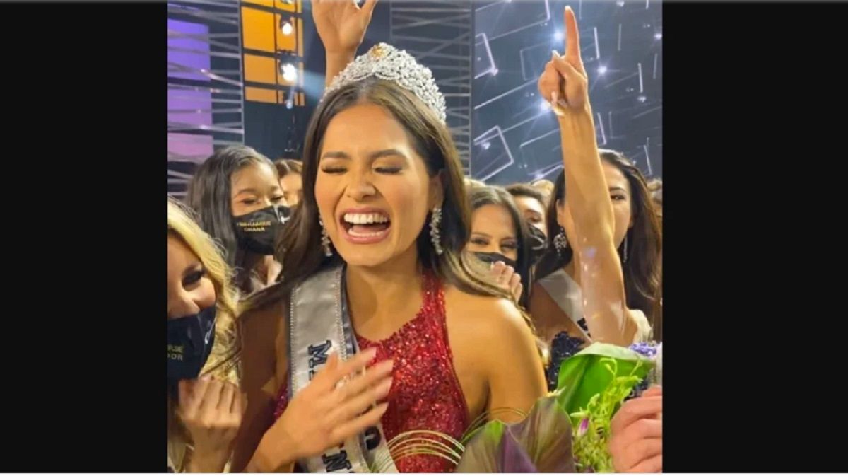 Ex Miss Universo Ximena Navarrete y Lupita Jones felicitan a Andrea Meza 4 miss2