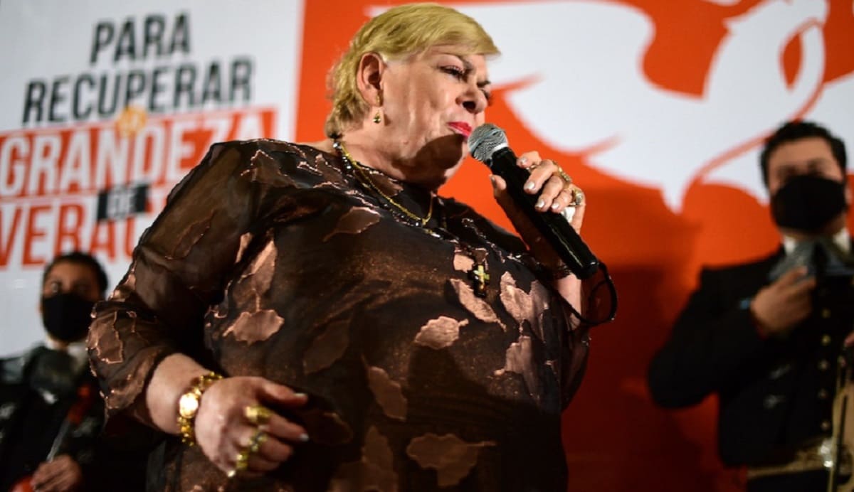 Paquita la del Barrio canta para ganar votos en Veracruz 2 paquita la del barrio 1