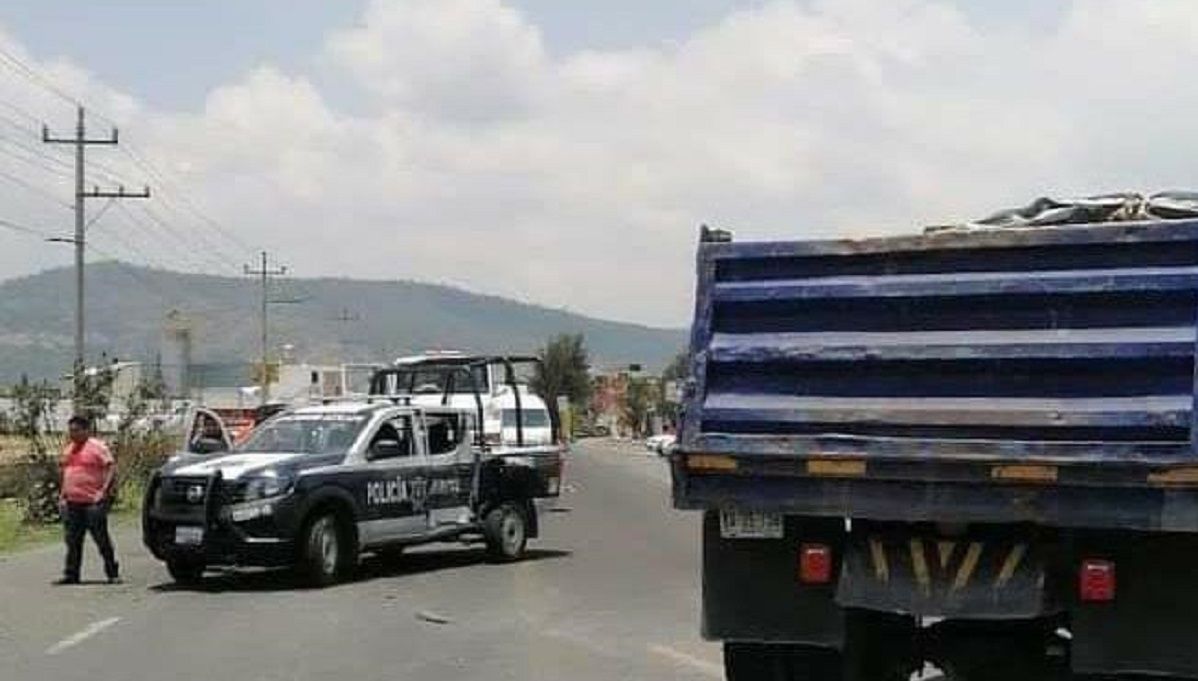 Choque entre patrulla y camión deja un policía lesionado en Amozoc 4 patrulla