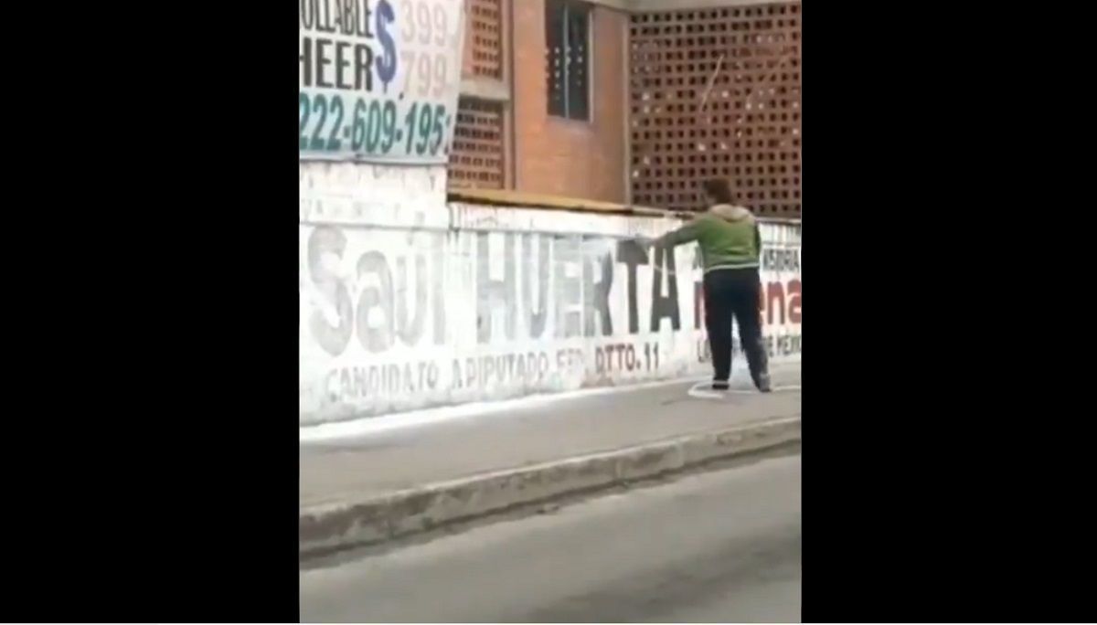 VIDEO: Borran propaganda de Saúl Huerta en Puebla tras escándalo por abuso sexual 2 saul bardas