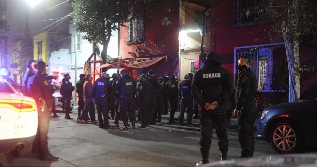 Asesinan a madre de 34 años y sus hijas de 11 y 13 en la CDMX; FGJ investiga “ajuste de cuentas” 1 violencia