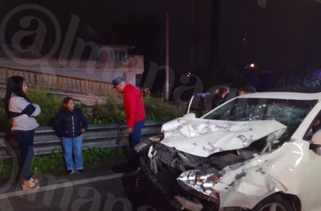 Choque entre dos autos provoca muerte de joven y deja 4 heridos frente a la Central de Abasto 4 Choque2
