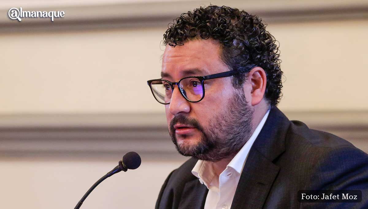 Claudia Rivera asegura que superó a Luis Bank en obra pública 6 Claudia Rivera Luis Banck 4