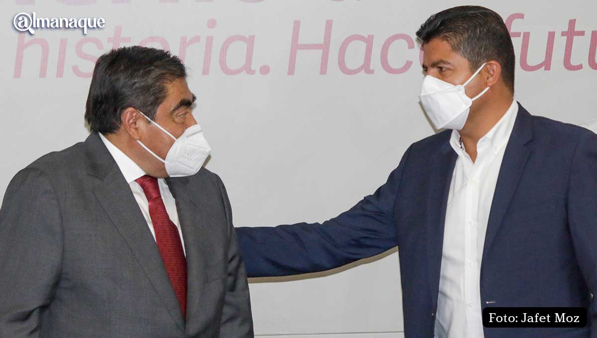 Pide Barbosa a Lalo Rivera depurar la policía municipal de Puebla 2 Gobernador de Puebla Miguel Barbosa Eduardo Rivera 1