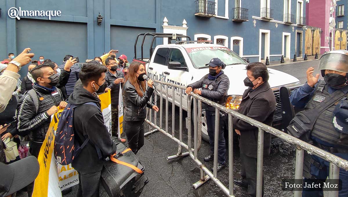 Pacientes renales en Puebla exigen medicamentos a AMLO 9 Manifestacion Enfermos Renales 2