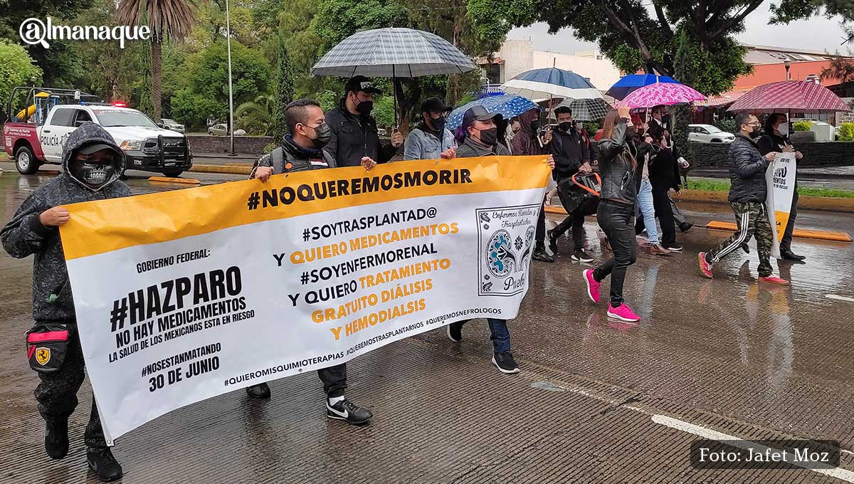 Pacientes renales en Puebla exigen medicamentos a AMLO 11 Manifestacion Enfermos Renales 6