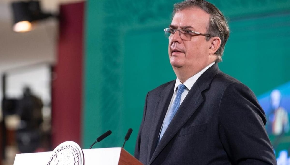 México recupera 34 piezas arqueológicas de coleccionistas alemanes 2 Marcelo Ebrard 1 1