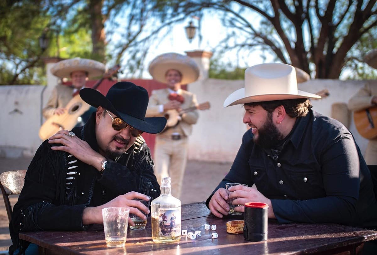 Lo que se viene: Pepe Aguilar y El Fantasma lanzarán colaboración el 25 de junio 1 Pepe Aguilar El Fantasma 1
