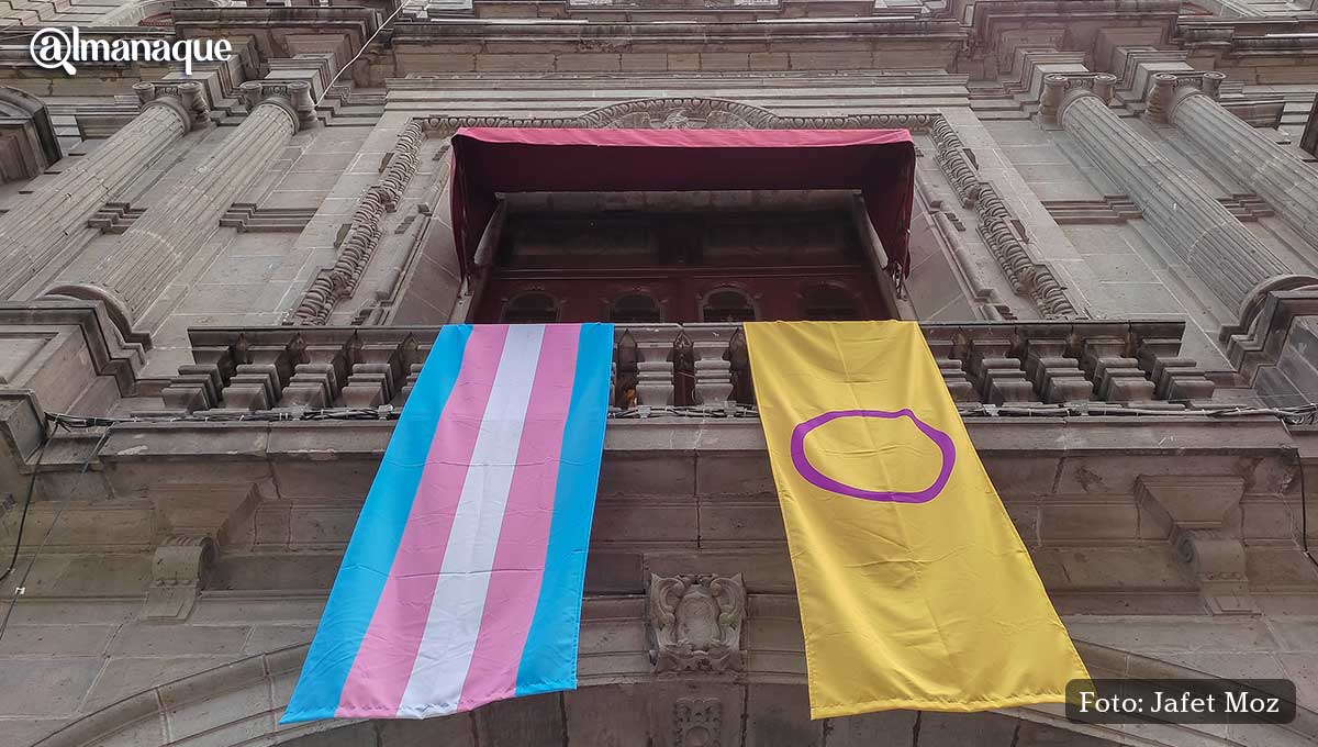 banderas LGBT ayuntamiento de Puebla 2