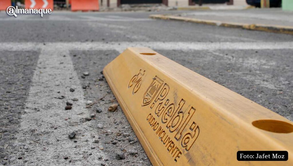 FOTOS: Destruyen ciclovía recién construida por Claudia Rivera en San Manuel 12 ciclovia circunvalacion Puebla 1