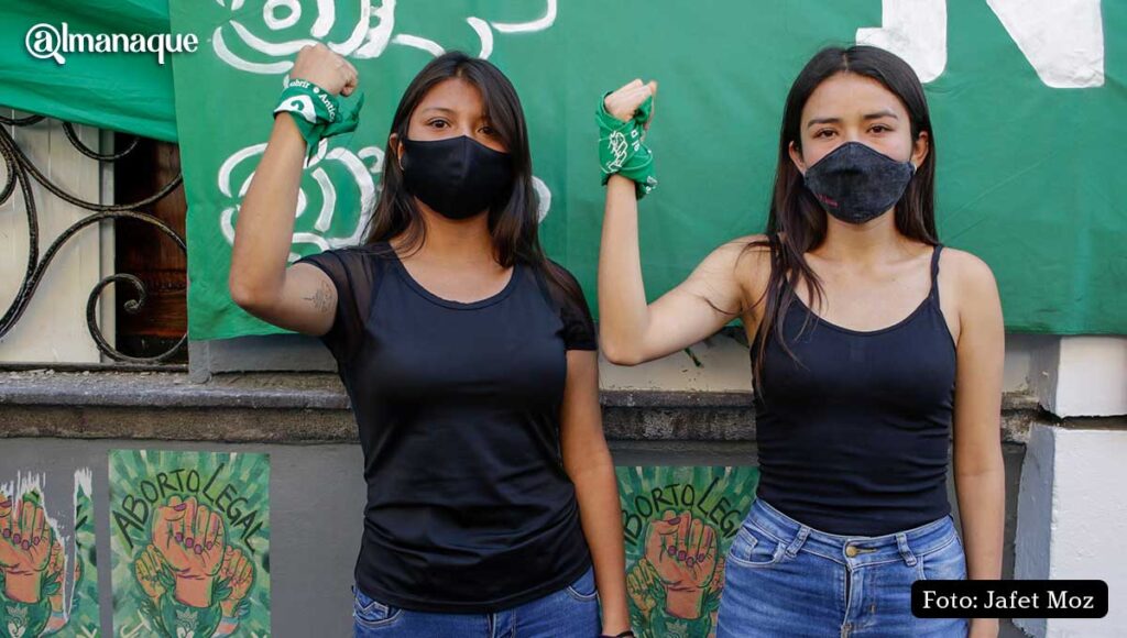 Colectivas feministas entregan iniciativas para despenalizar el aborto al Congreso de Puebla 11 feministas congreso de puebla aborto legal 4