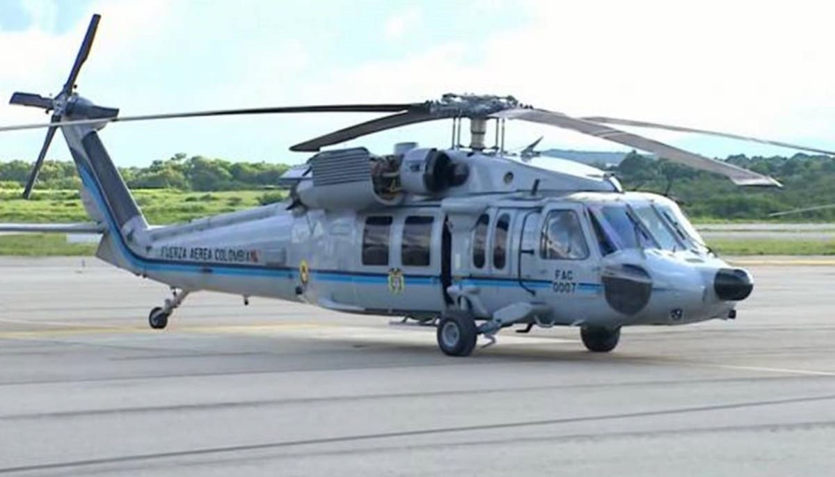 FOTOS: Así luce el helicóptero del presidente de Colombia tras ser atacado 6 helicoptero presidente colombia