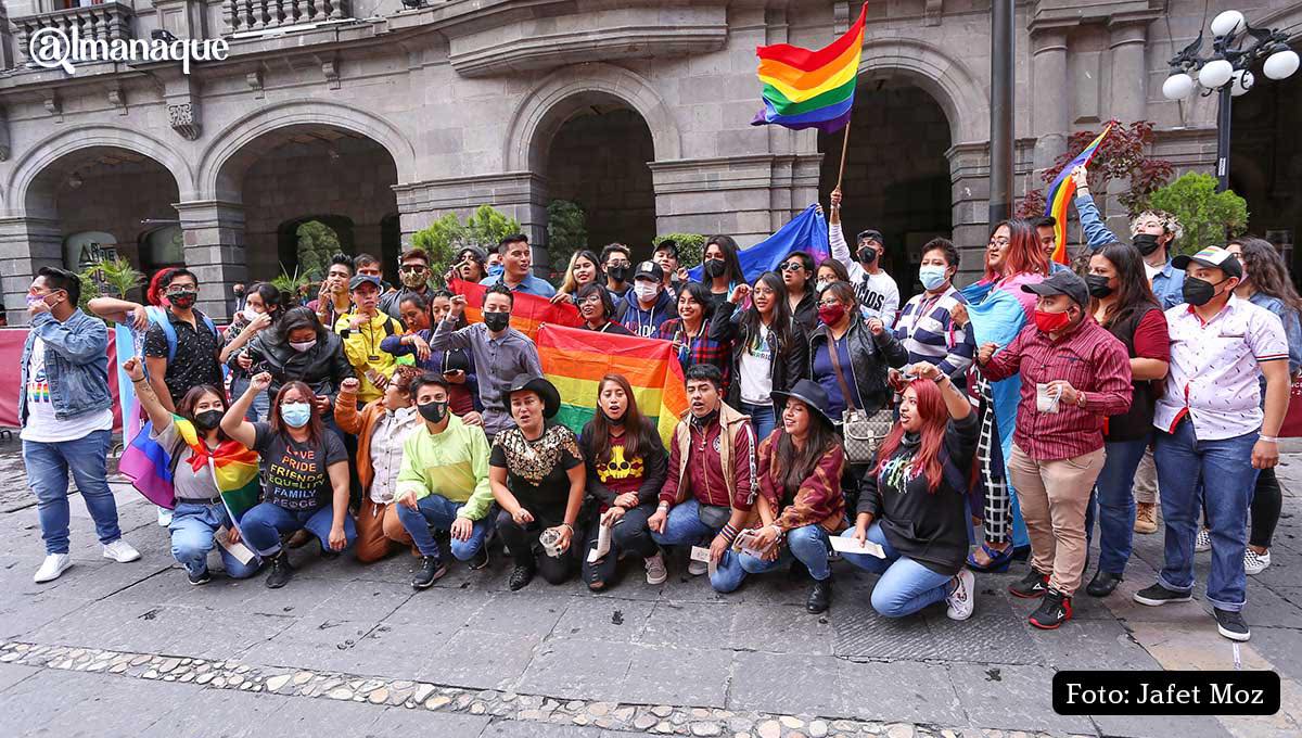 Activista lucra y cobra para ser testigo en actas de identidad de género en Puebla 2 lgbt