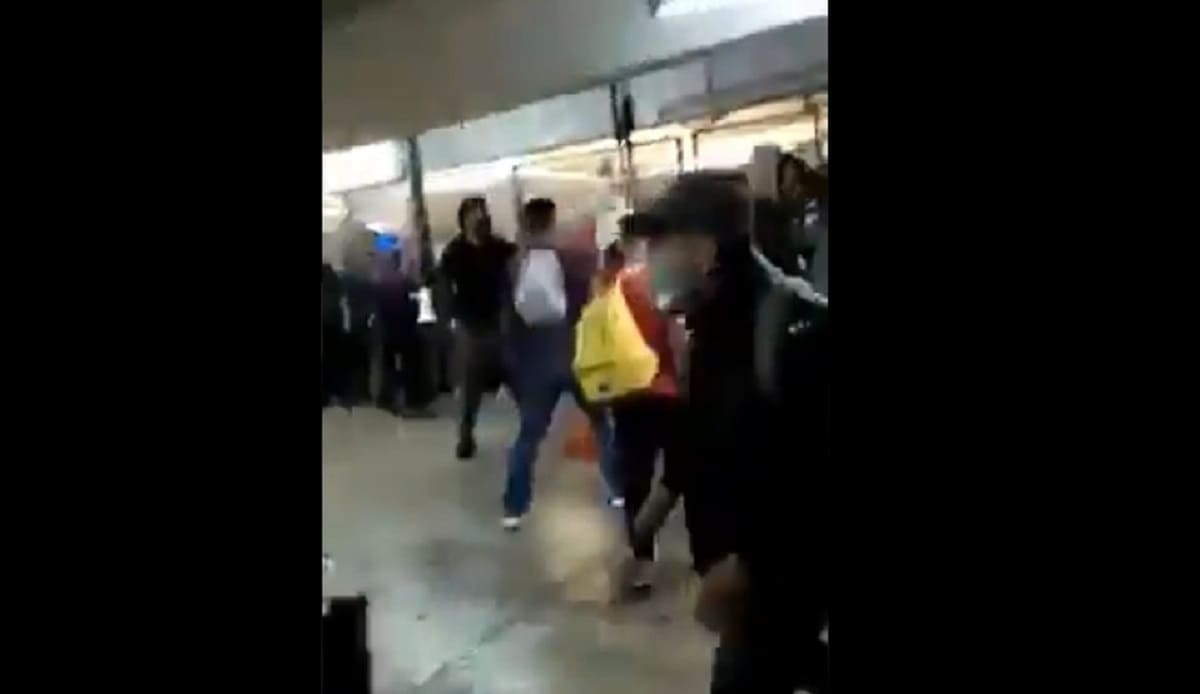 pelea metro 1