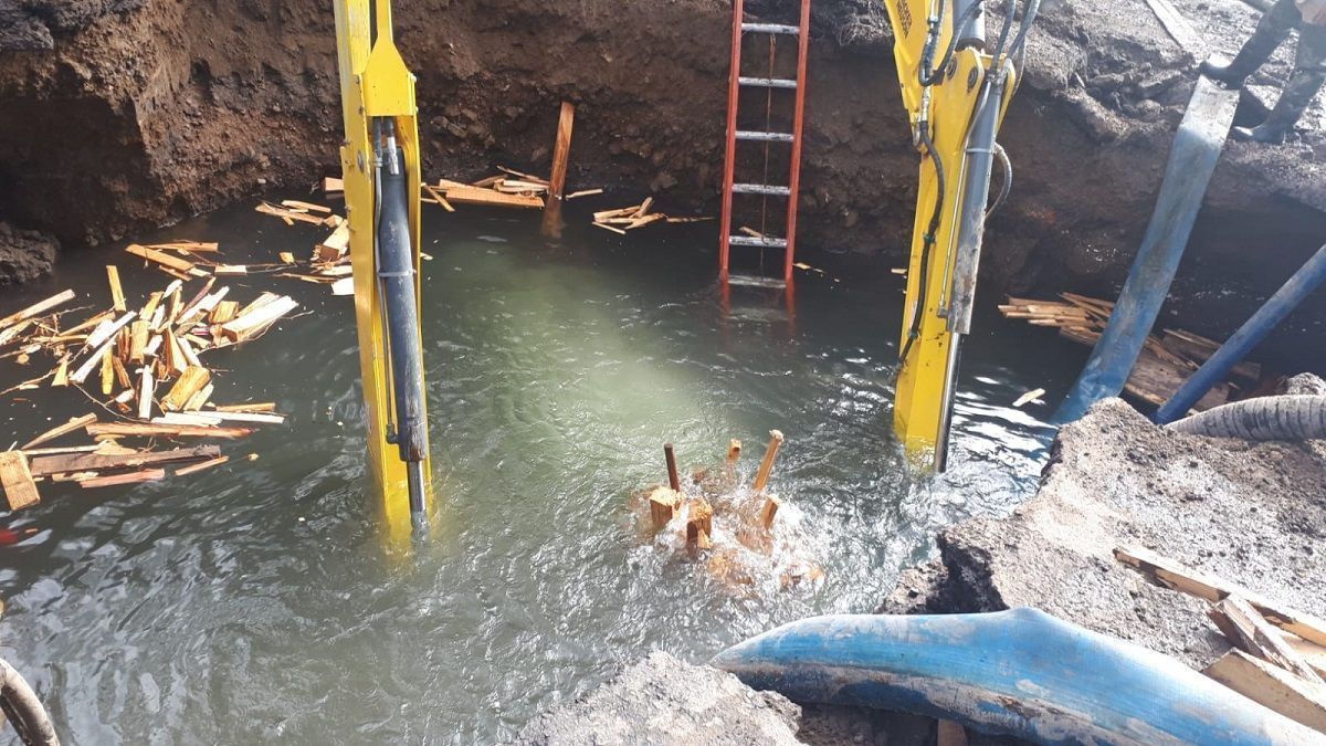 Mega fuga de agua en Coyoacán genera enorme socavón en la CDMX 2 socavon 10