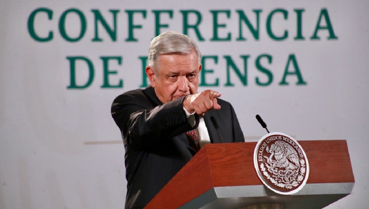 AMLO 1 2