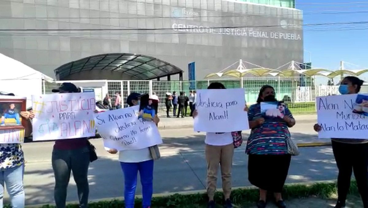 Protesta familia de Alan, exigen justicia por el joven asesinado en el anexo La Piedad 1 Alan