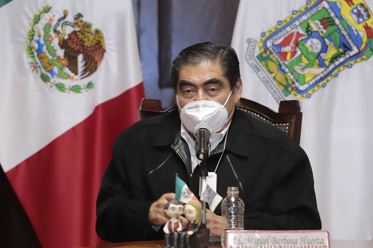 Tercera ola de COVID-19 en Puebla será devastadora: Barbosa; Puebla registra 252 casos 1 Barbosa vacuna COVID 1