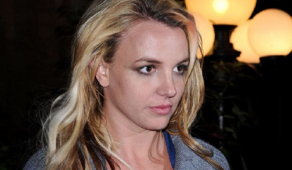 “¡Free Britney!”: pintan afuera del juzgado donde se lleva a cabo la audiencia de la cantante 4 Free Britney