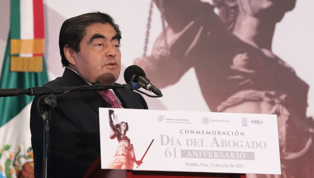 Recuperar la ética del ejercicio profesional, demanda Barbosa Huerta 2 MG 0520 1