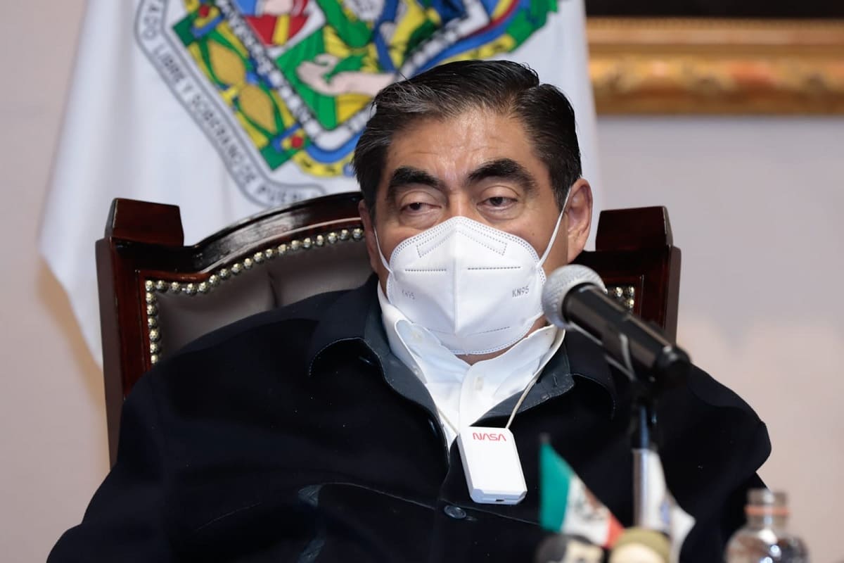 De ser necesario, Puebla comprará sus propias vacunas, advierte Barbosa 1 Miguel barbosa SEP