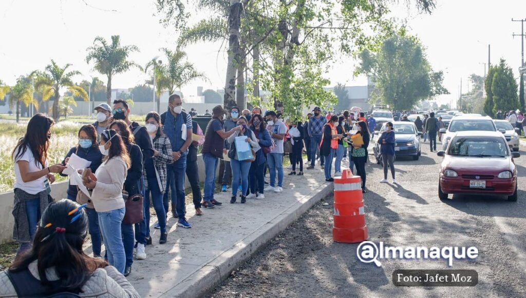 Vacunación a personas de 30 en Cholula