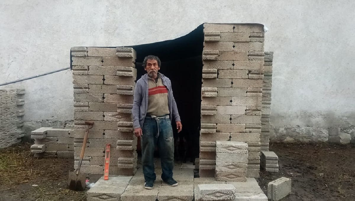 El señor Francisco y sus "lomitos" viven en Villa Frontera y necesitan tu apoyo 3 Senor francisco 1