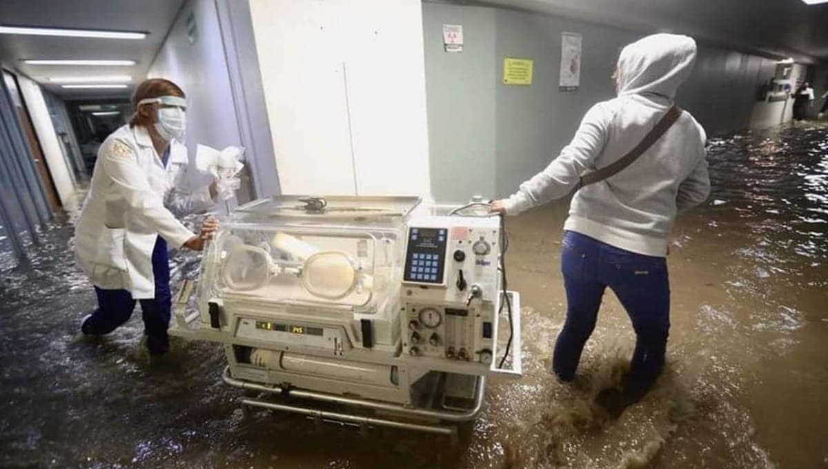 Tormenta inunda el Hospital General de Atizapán; pacientes serán trasladados 4 atizapan hospital
