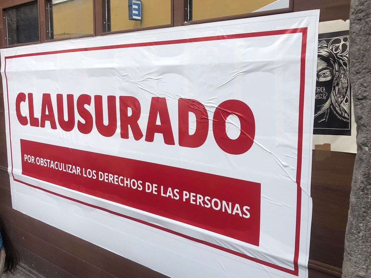 Familiares de desaparecidos clausuran el Congreso de Puebla 1 congreso 2