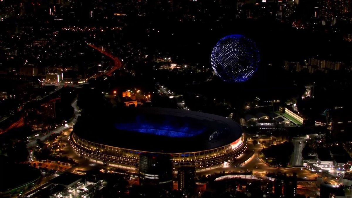 VIDEO: El increíble espectáculo de drones en los Juegos Olímpicos Tokio 2020 3 drones