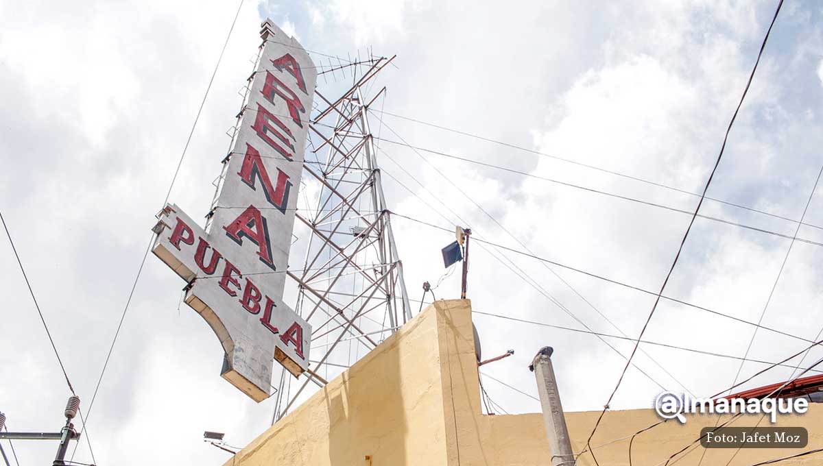 No habrá cemitas ni cervezas dentro de la Arena Puebla una vez que se autoricen las funciones 2 lucha libre clausurada puebla 2
