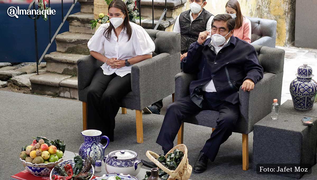 miguel barbosa chiles en nogada 5