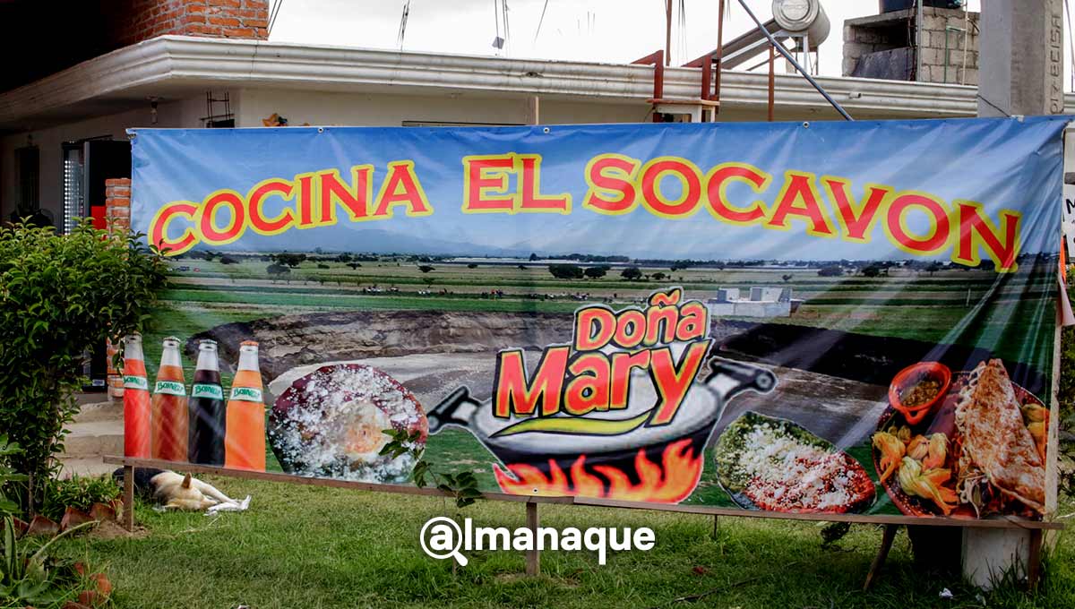 Como feria: en el socavón venden pulque, micheladas, souvenirs y antojitos 8 portada comercios socavon